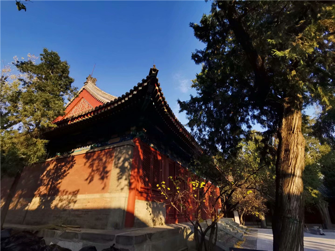 主持重建,亲自书写碑文,乾隆为何对柏林寺情有独钟?