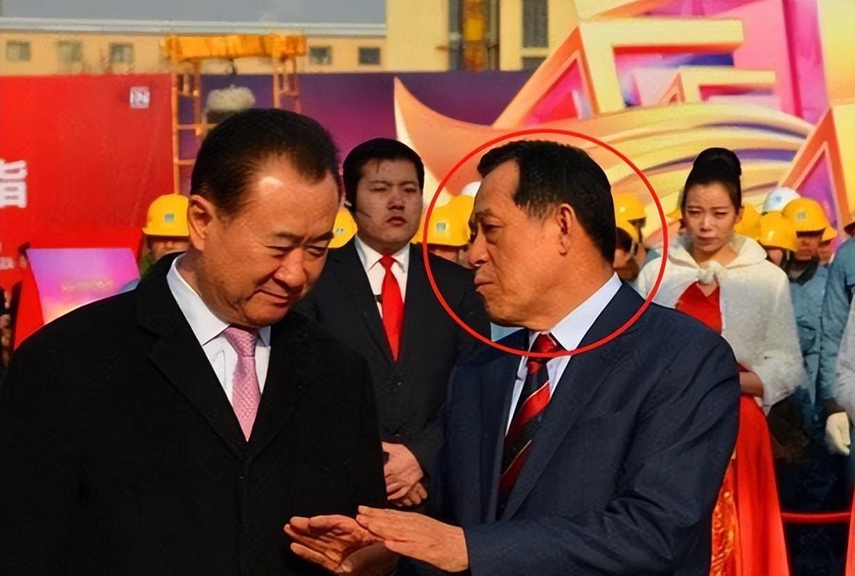 纪实:大连徐长元六兄妹"政商黑"三界通吃,房产千套,敛财百亿