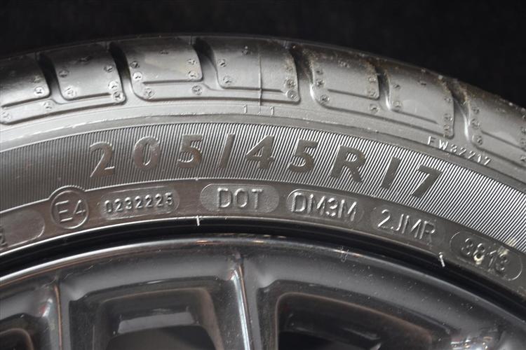 20款奥迪a4l轮胎尺寸(20款奥迪a4轮胎型号)