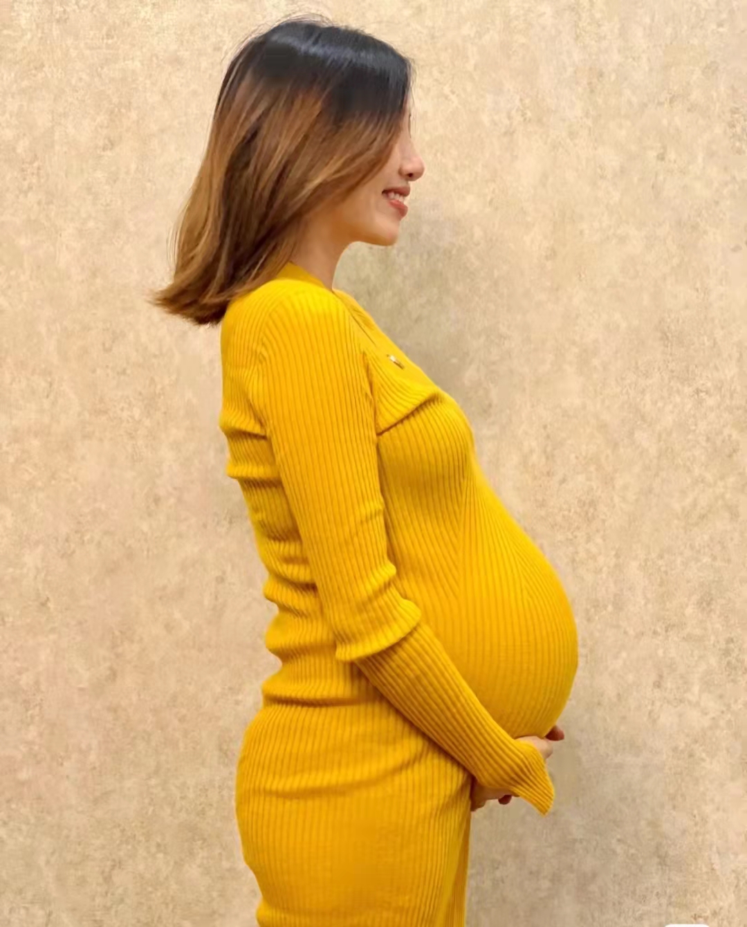 奥运5金王娇妻晒哺乳照!3岁哥哥文静不闹腾,3年生儿育女很美满