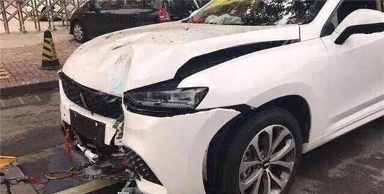 车被撞了折旧费怎么算的(车子被撞了折旧费合理吗)