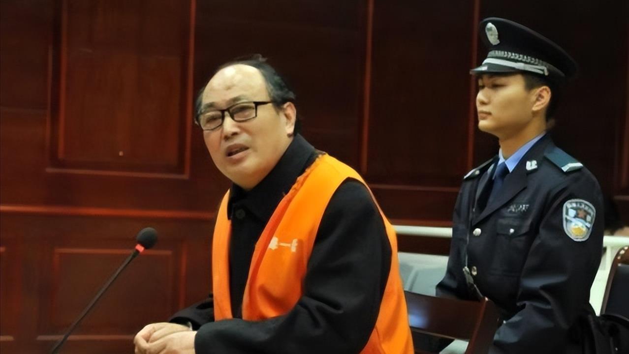 纪实:安徽巨贪杨先静:包养情人贪千万,被捕后痛哭:给一次机会