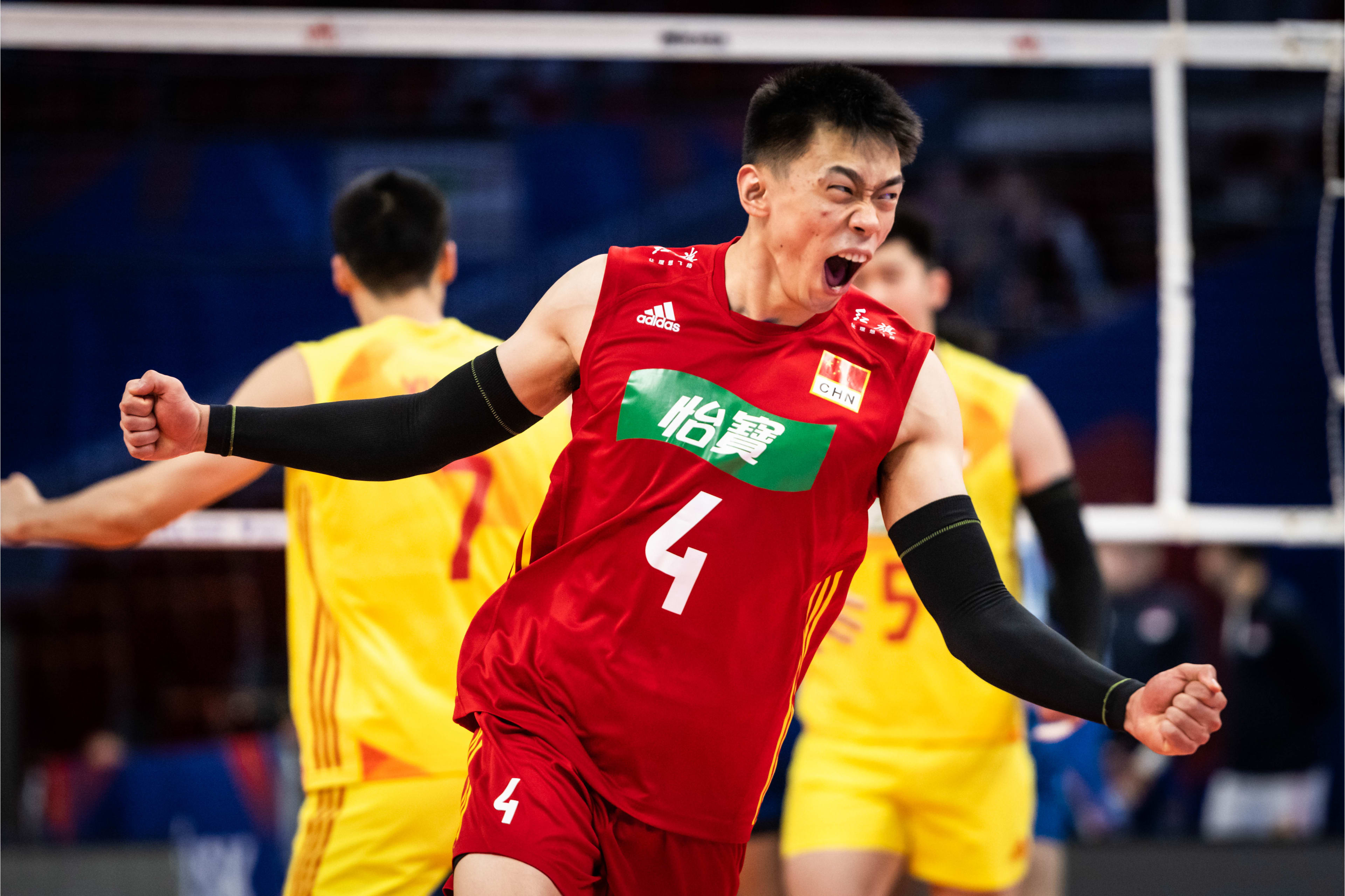 张秉龙替补立功!杨一鸣关键分接飞一传,张冠华王径一表现不佳