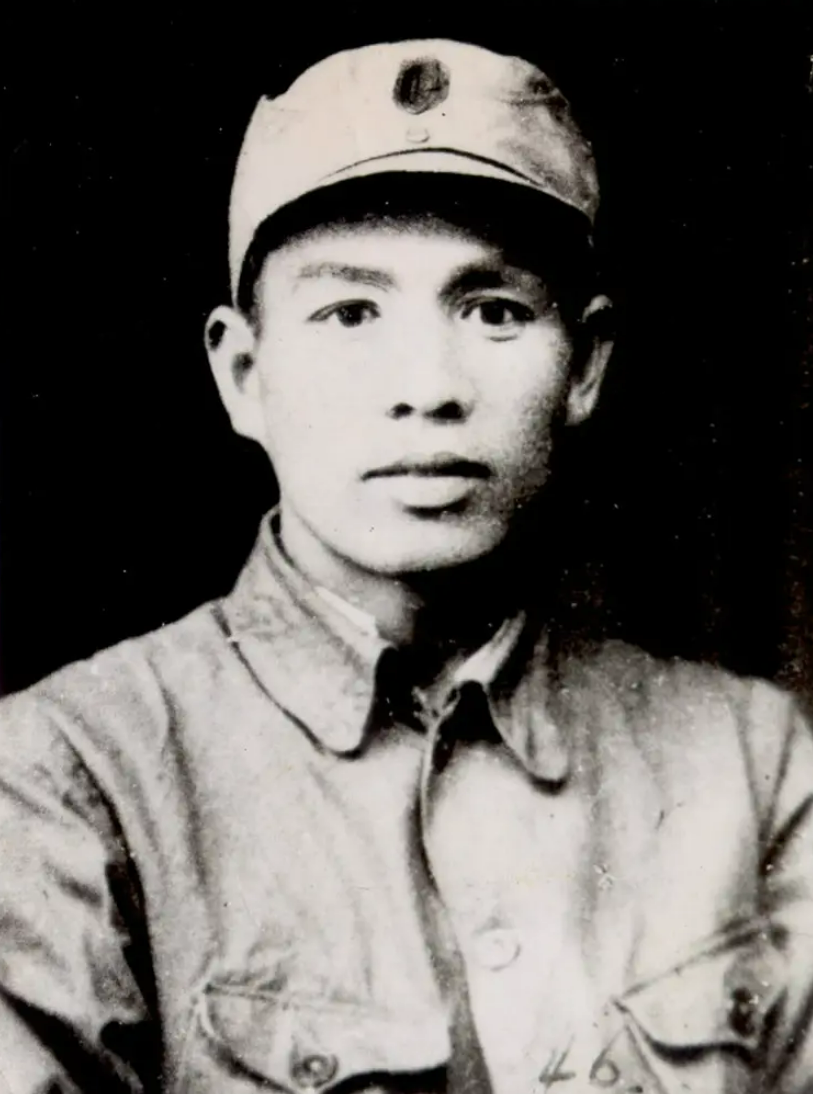 丁盛:只有开国少将军衔,战功却是上将级别:这4点经历罕有人及