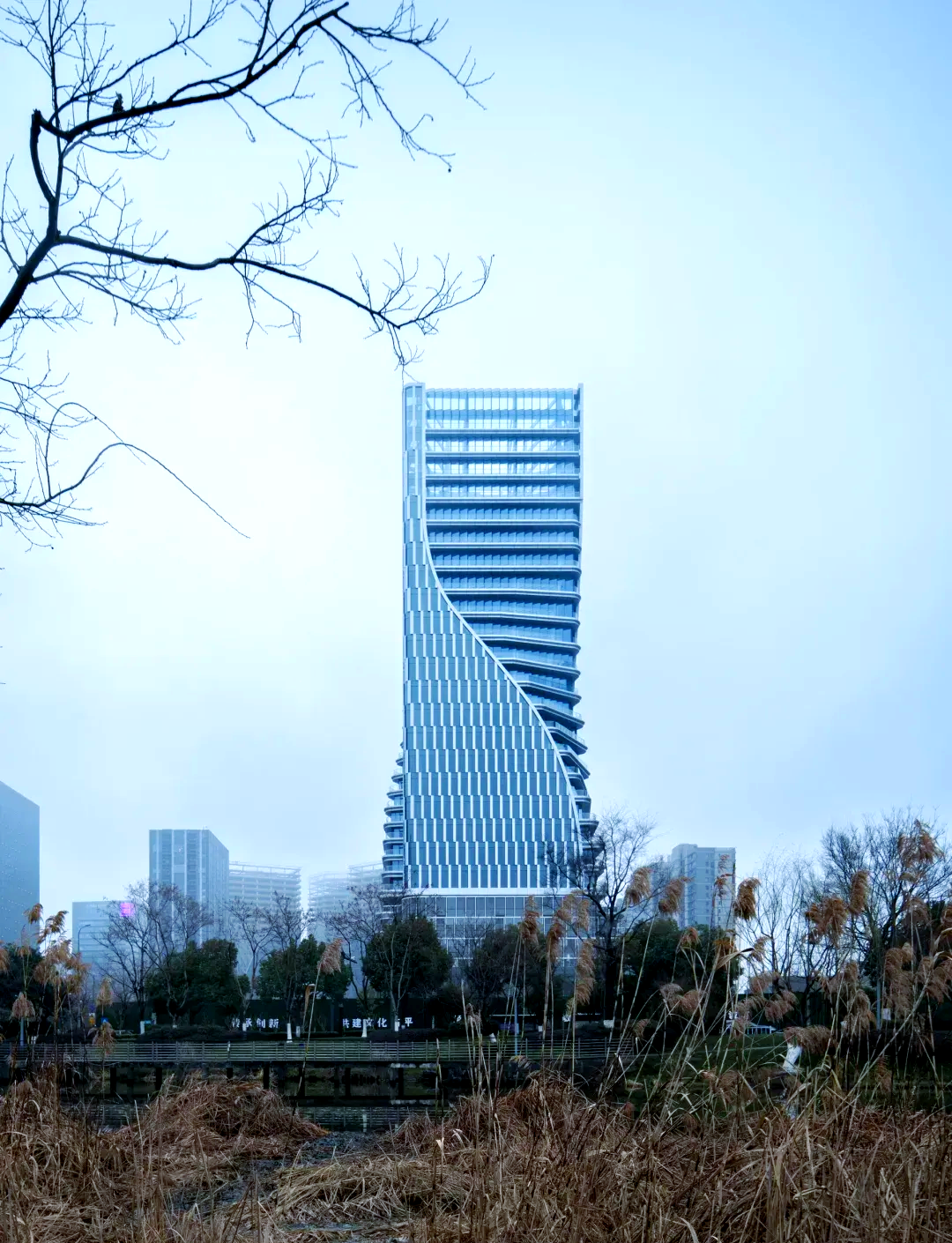 杭州临平金融科技大厦项目竣工,打造新地标建筑