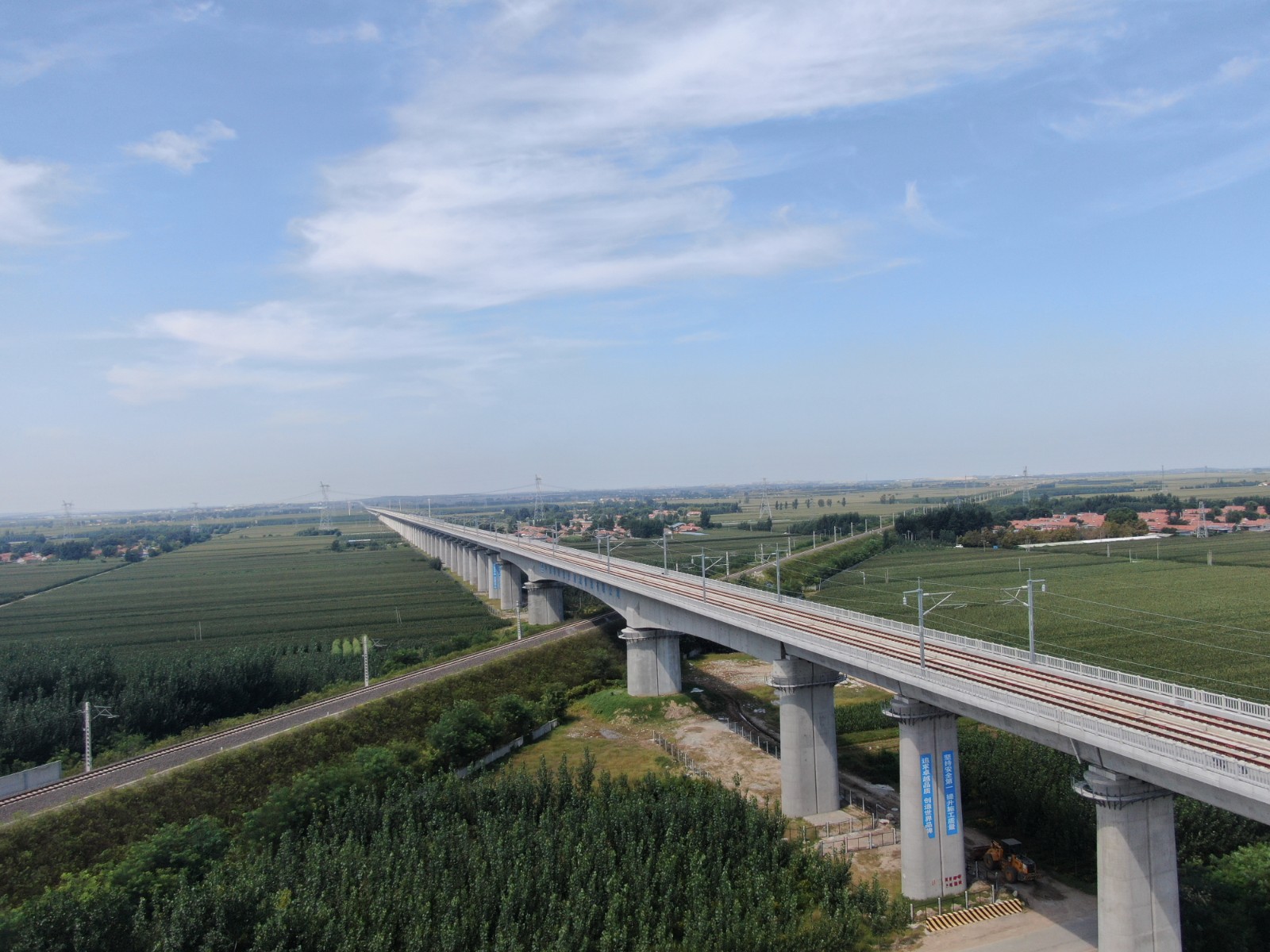 打通山东铁路网中部通道 中建八局二公司助力潍莱高铁顺利通车运