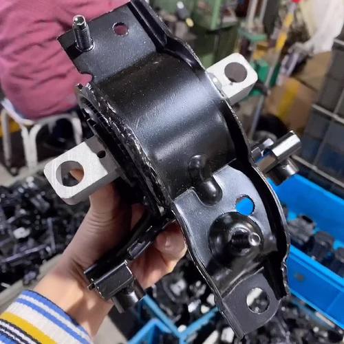 若支架彻底断裂,将导致变速箱支撑失衡,进而影响挡位正常变换,无论是