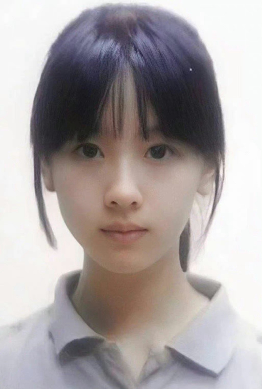长月烬明陈都灵7件事打败奶茶妹成最美校花凭8个白眼受封红毯最做作