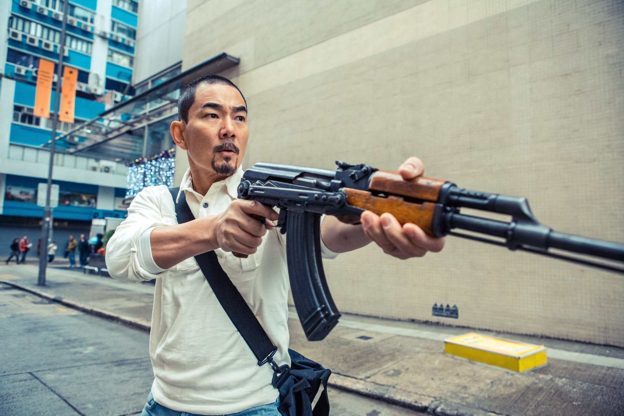 90年代悍匪邓文斌:特种兵出身,作案300多起,曾扬言炸掉公安局