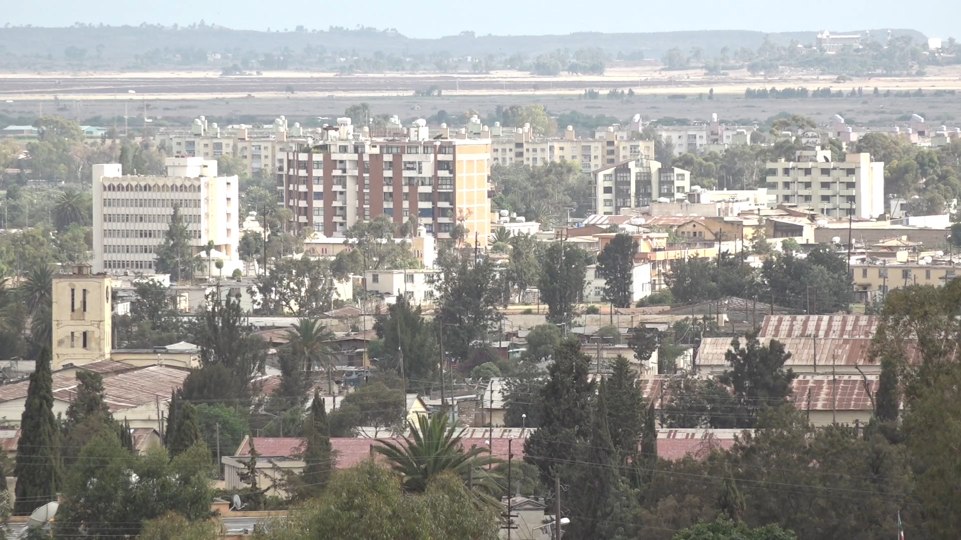 厄立特里亚首都阿斯马拉民众期待中厄深化友好合作