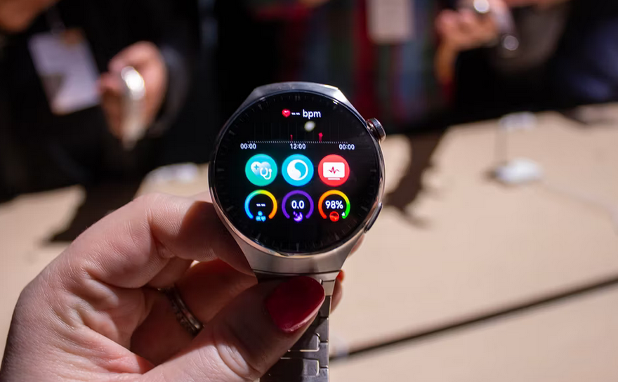 关注健康的智能手表:华为watch 4 pro迷人又强大就是价格不便宜