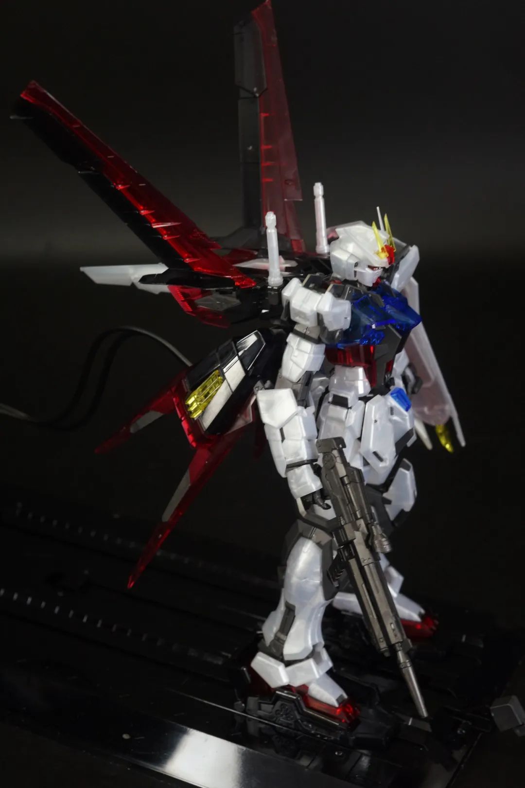 万代mg强袭高达ver.rm 彩透版