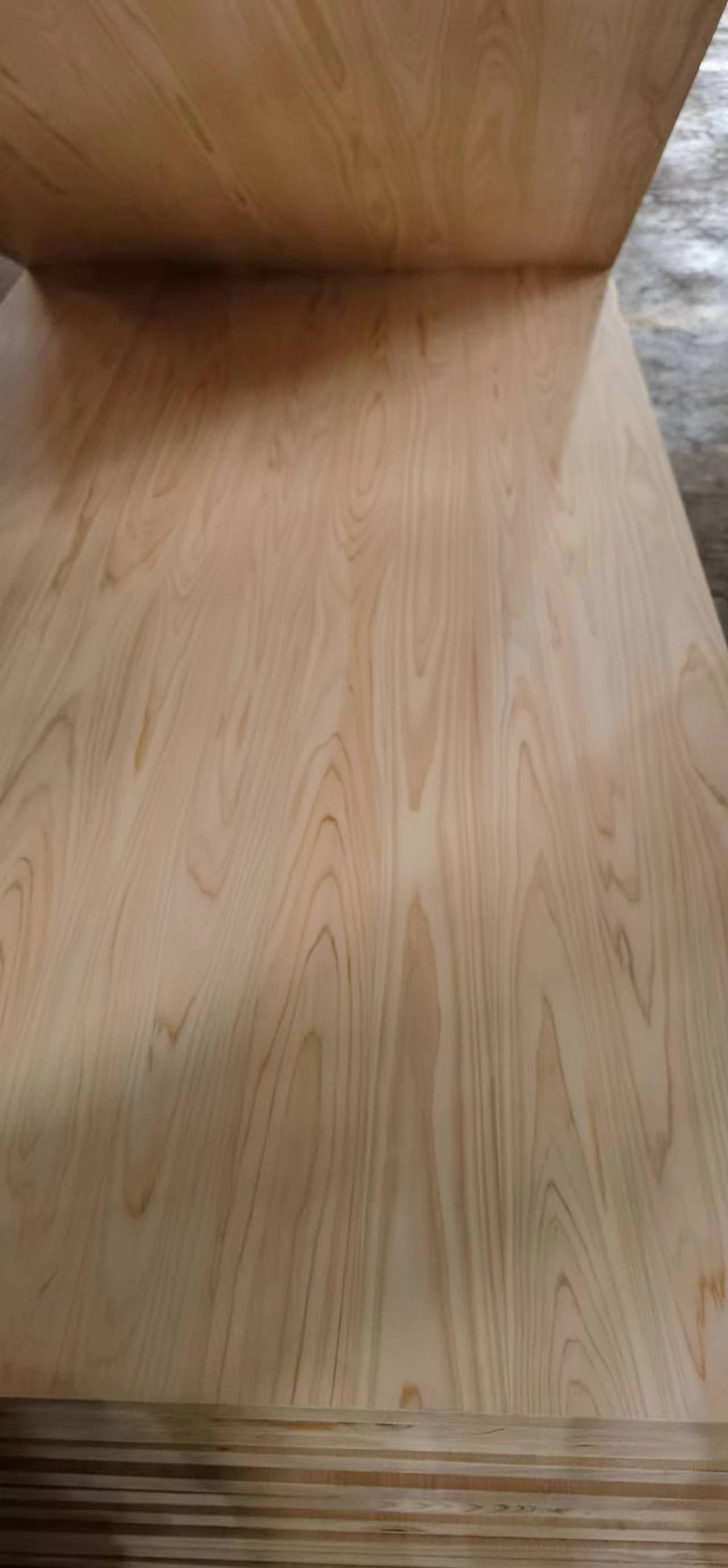 日本桧木地板的价格和性价比比较