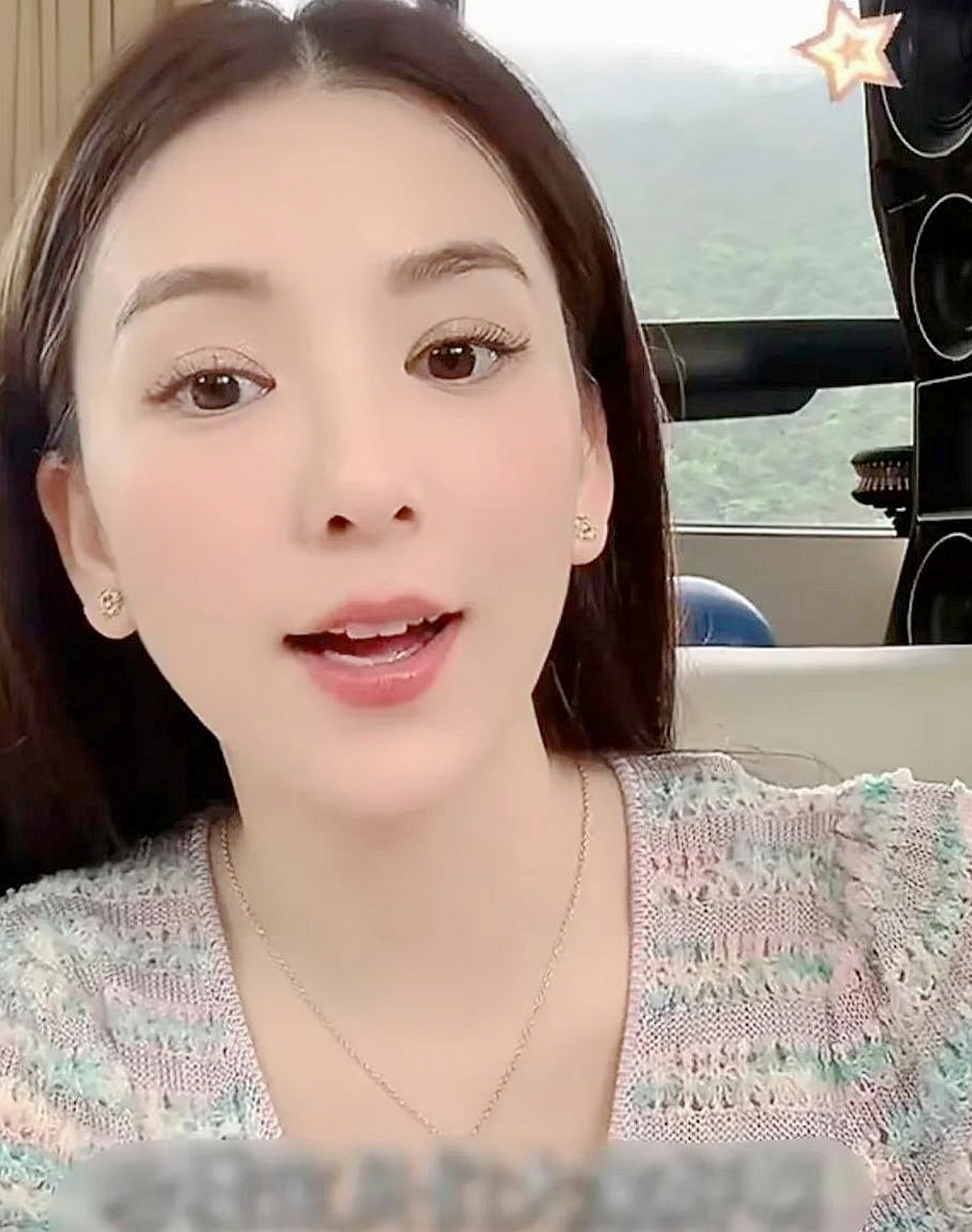 素颜的方媛,特写看不出破绽