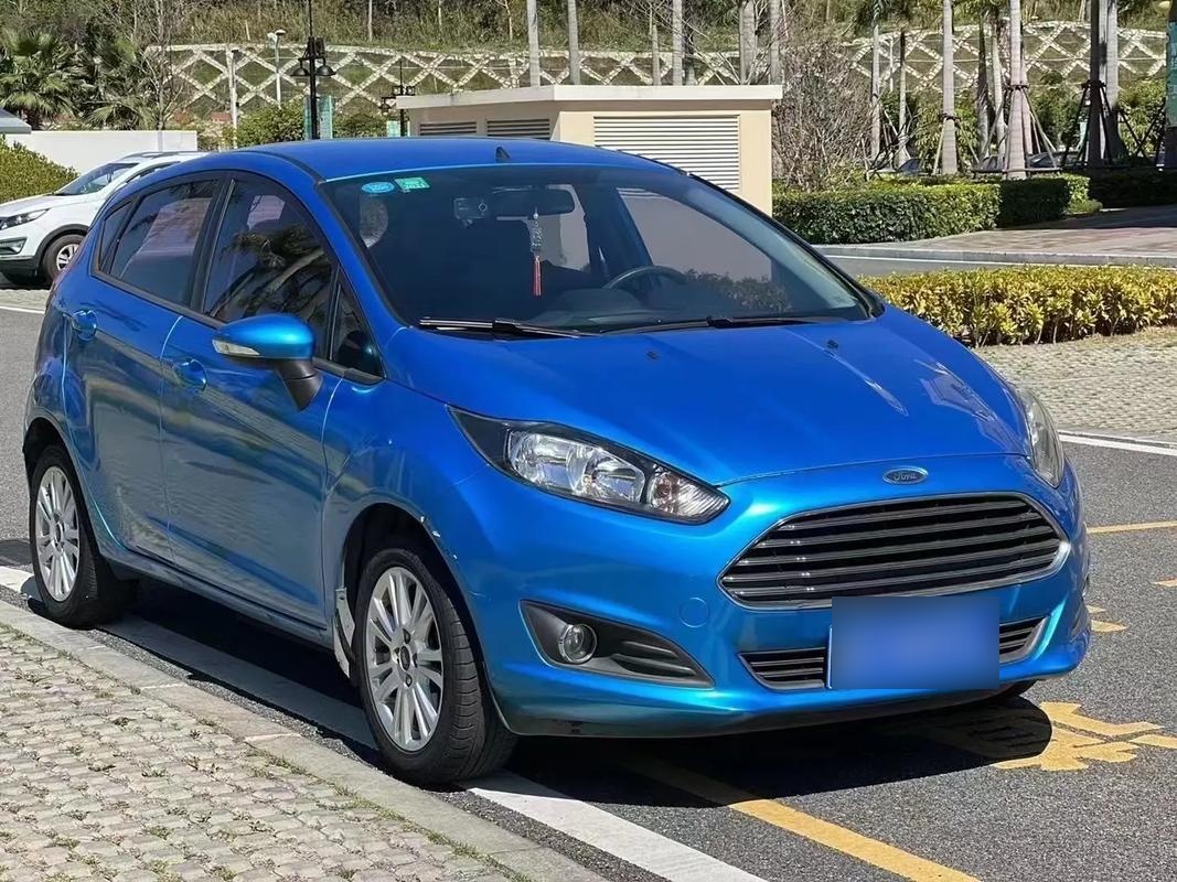 福特福克斯最便宜的多少钱 福特车最便宜的是那一款