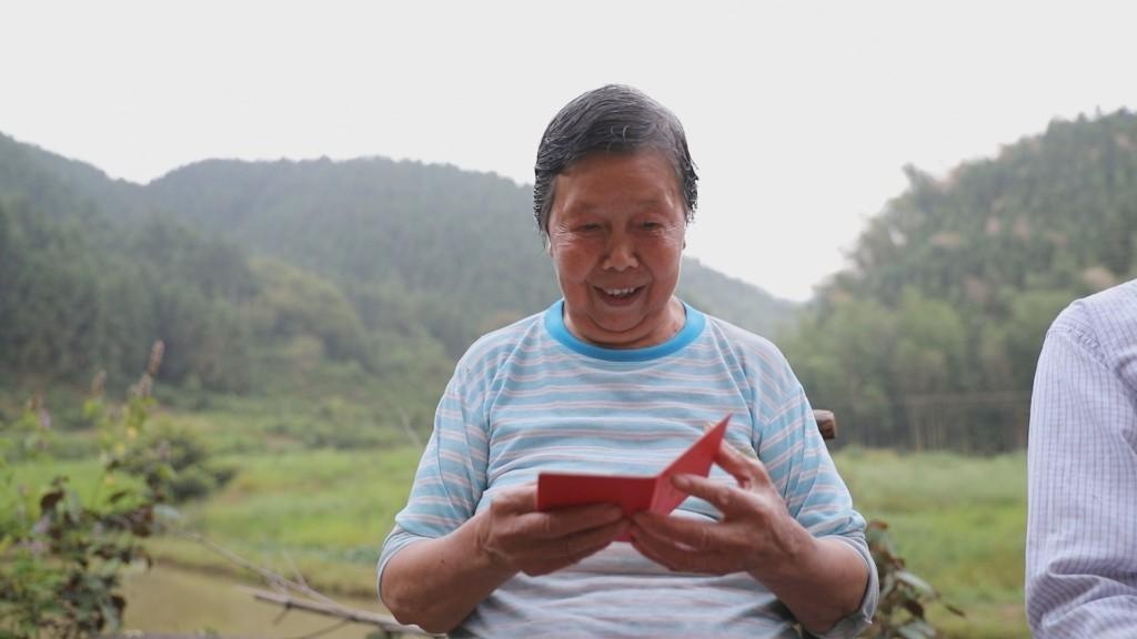 常宁洋泉镇:老年人优待证办理实现"零次跑"