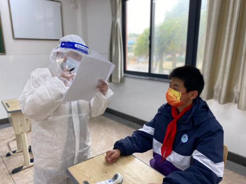 立责于心保安全履职于行促发展——平湖市新埭中学抓实抓细抓好校园