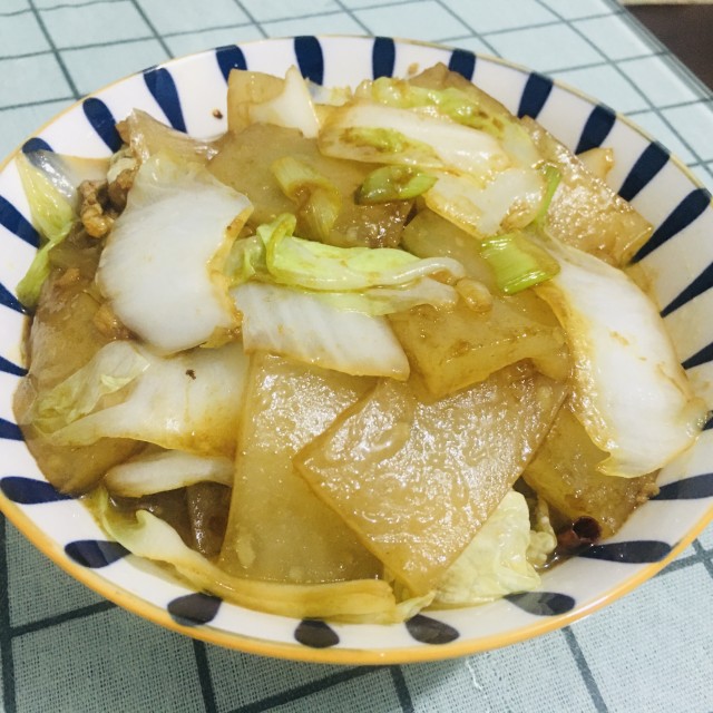 土豆恶炒白菜