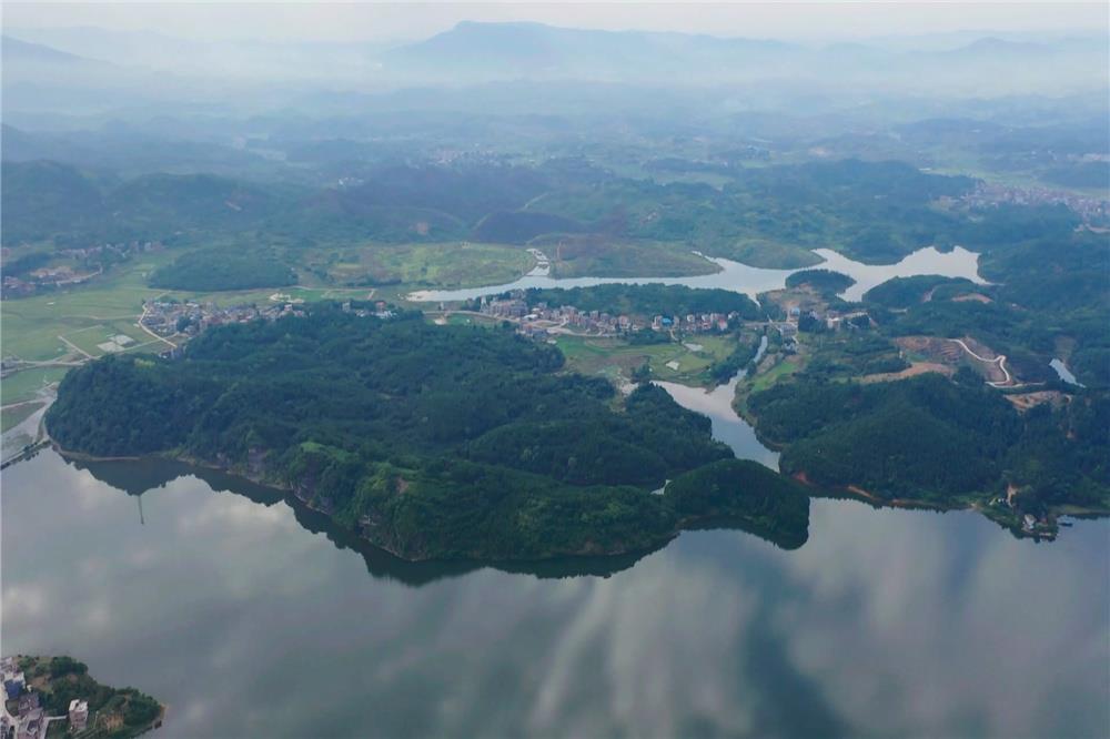 新田金陵水库:烟波浩淼 水天一色