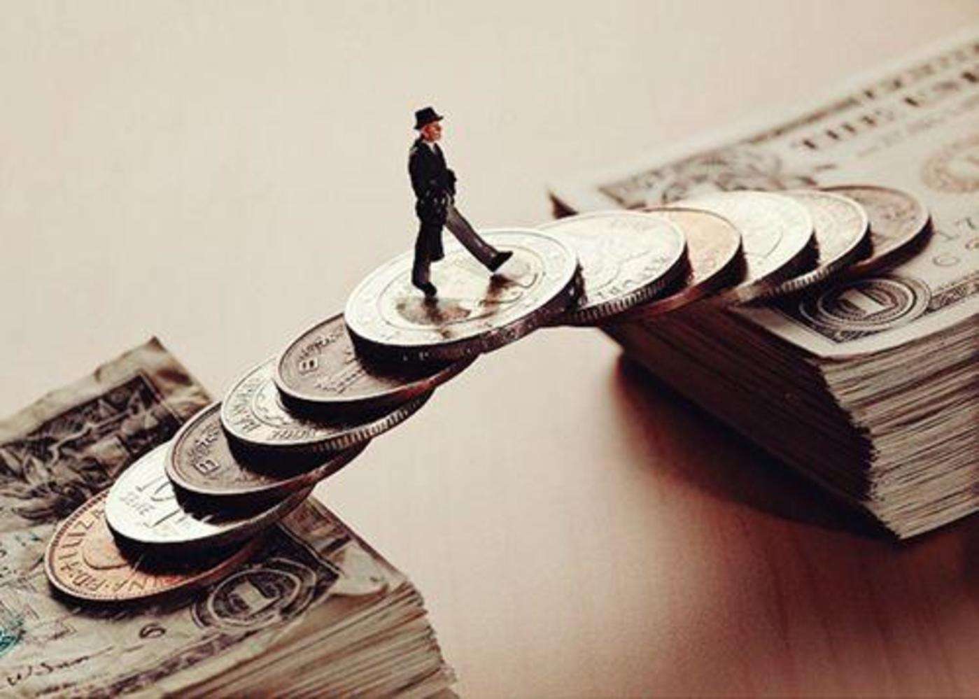 本笔贷款到期,此时m公司由于受疫情的影响,流动资金周转出现困难