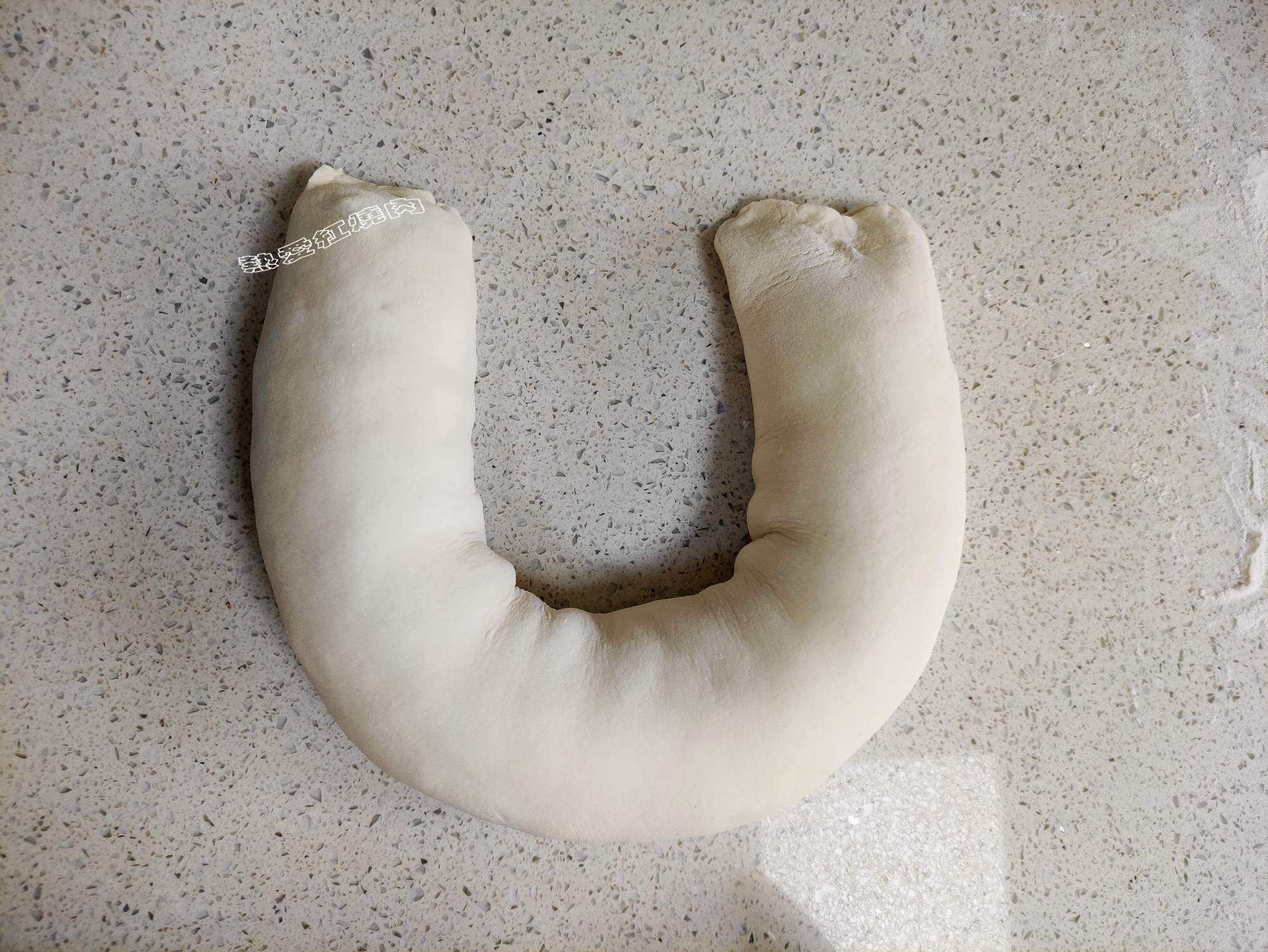 老北京大懒龙的做法,外皮暄腾内馅香,不用大葱改用它吃着更加香