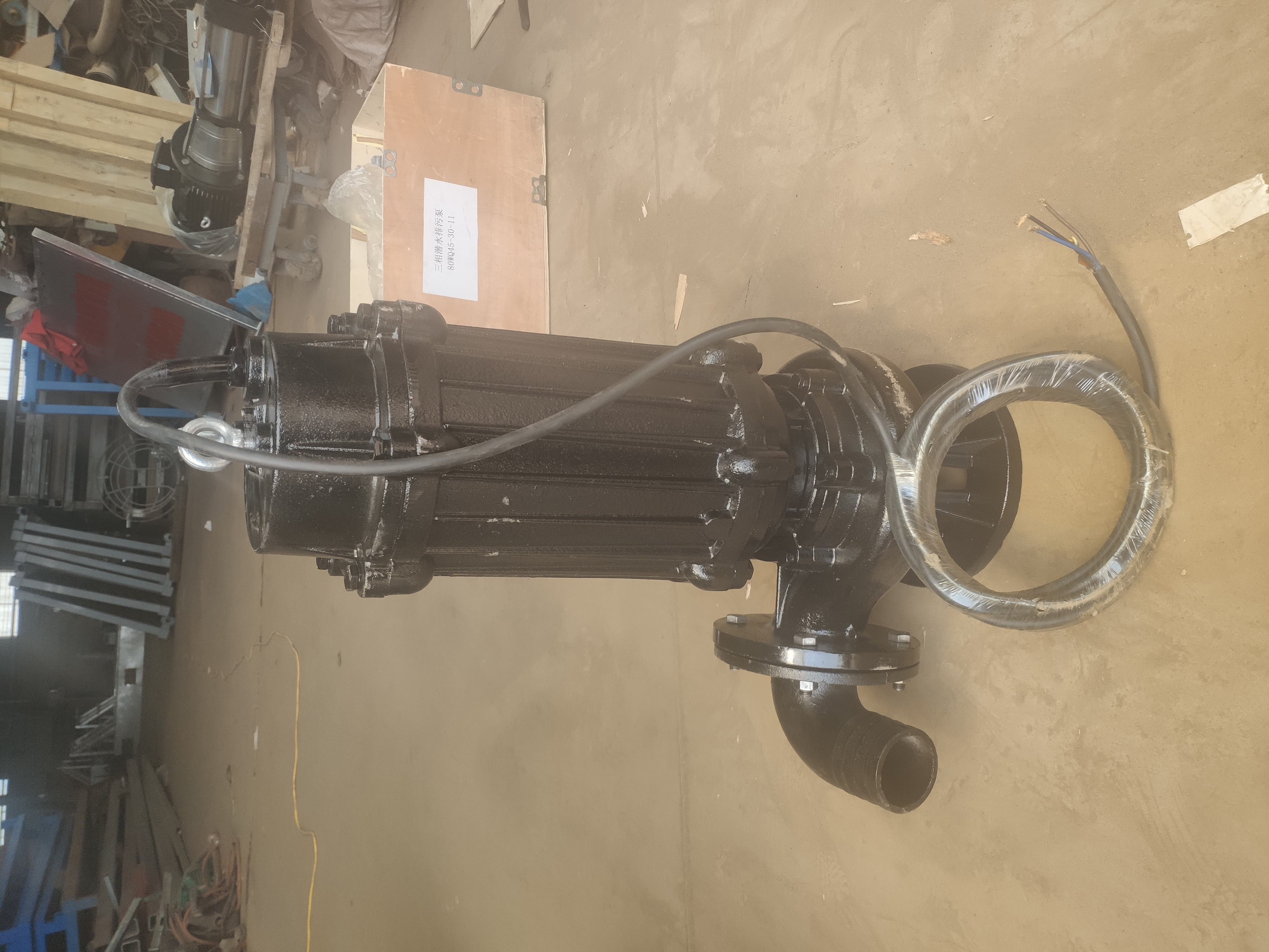 韩强工程洗车机使用的11kw三相无堵塞潜水电泵介绍