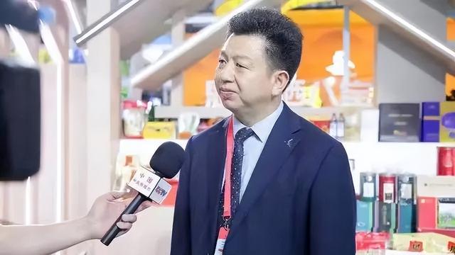 邵爱华:加快恩施世界级旅游目的地建设进程