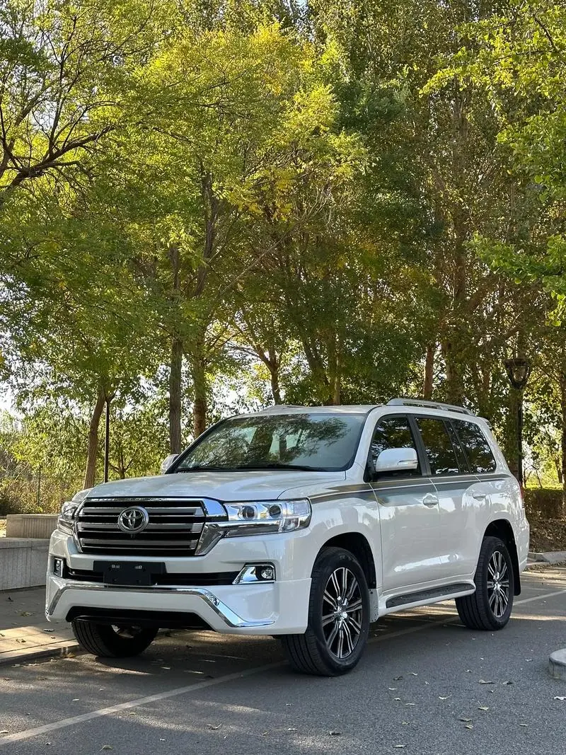 关于丰田兰德酷路泽(lc200),轮胎升级问题