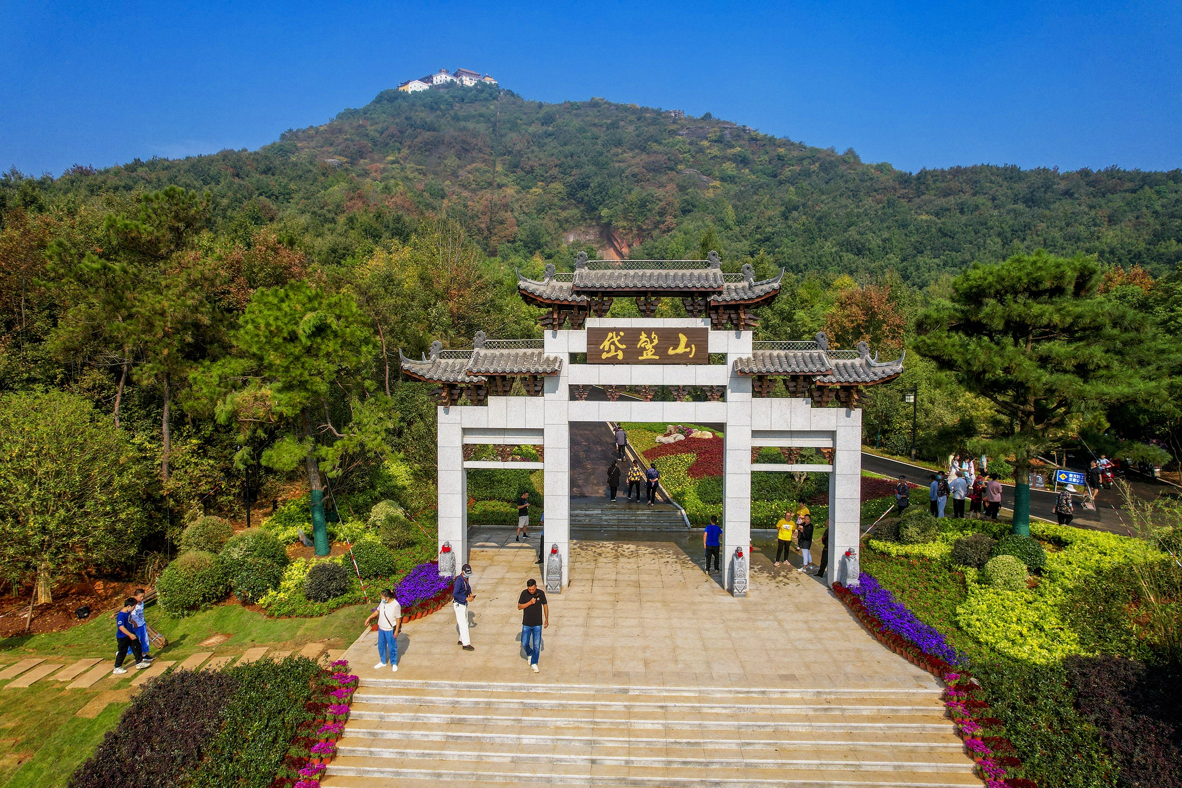 庐江画里岱鳌游人醉