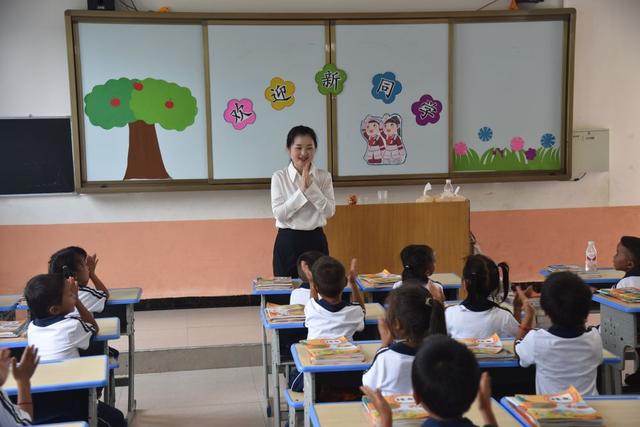 大歹小学开学了—贵州"教育洼地"建成"最美村小"