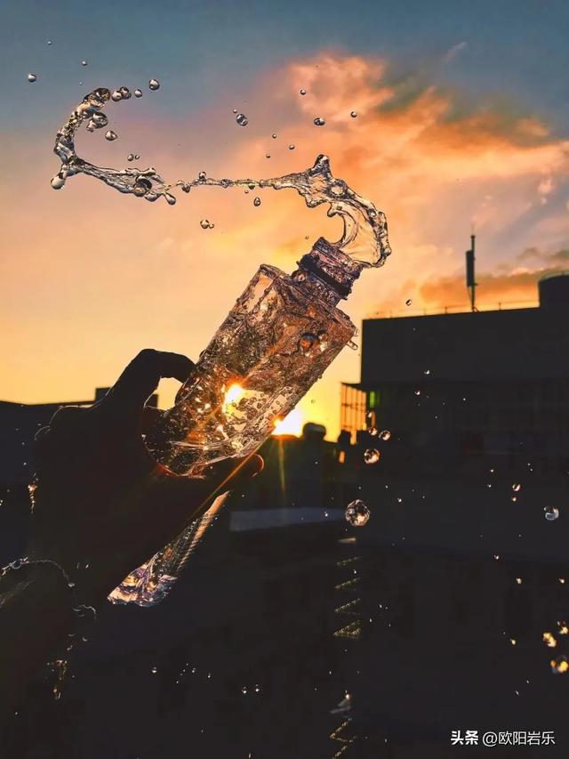 摄影技巧:一个矿泉水瓶,就能拍大片?