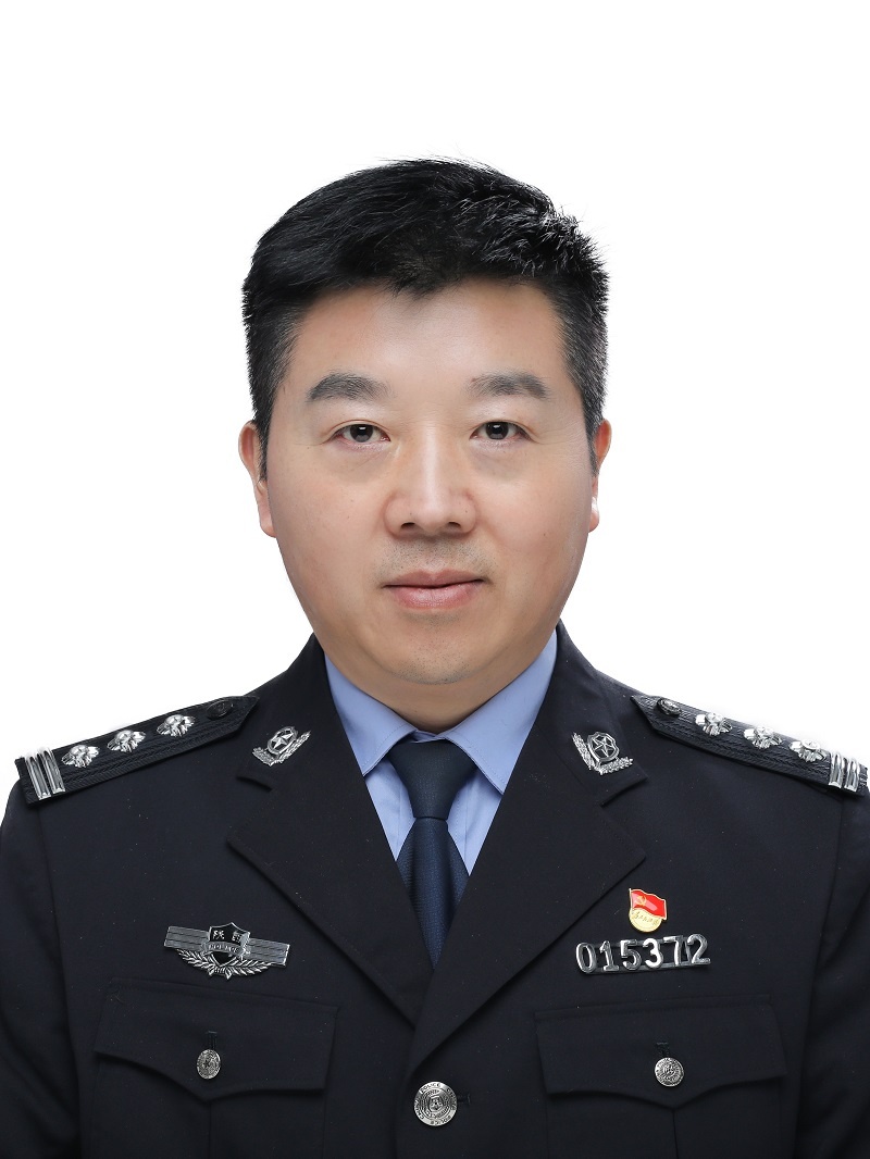 助人为乐陕西好人曹金生 "找曹警官不丢人!