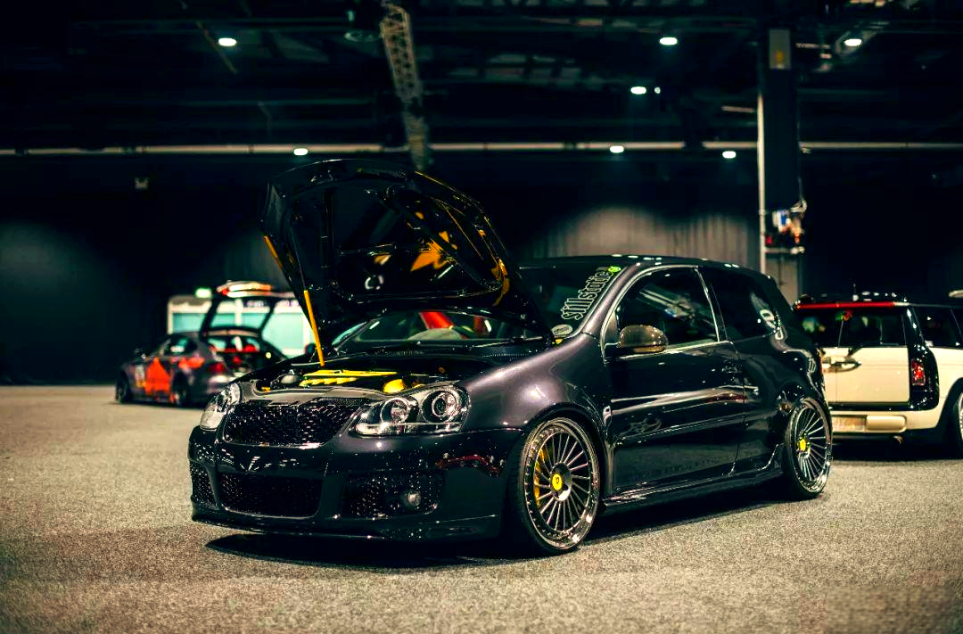 英国fitteduk改装聚会:极致汽车文化的盛宴