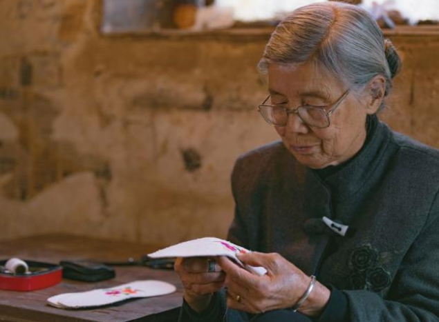 致母亲|董爱玲专栏:我的母亲