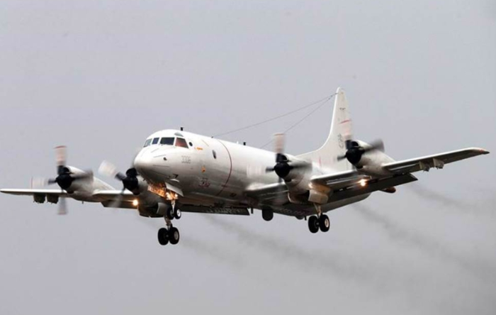 台空军意外!p-3c反潜机训练中误射小牛导弹