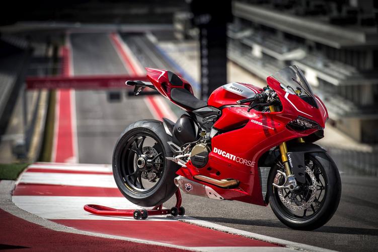 杜卡迪ducati 1199 panigale r多少钱