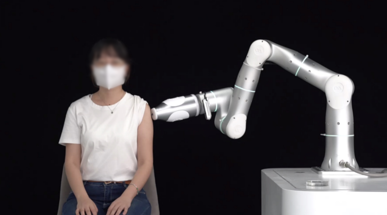 无针疫苗注射机器人来了!研发专家谈原理:药剂高速穿过皮肤进入体内