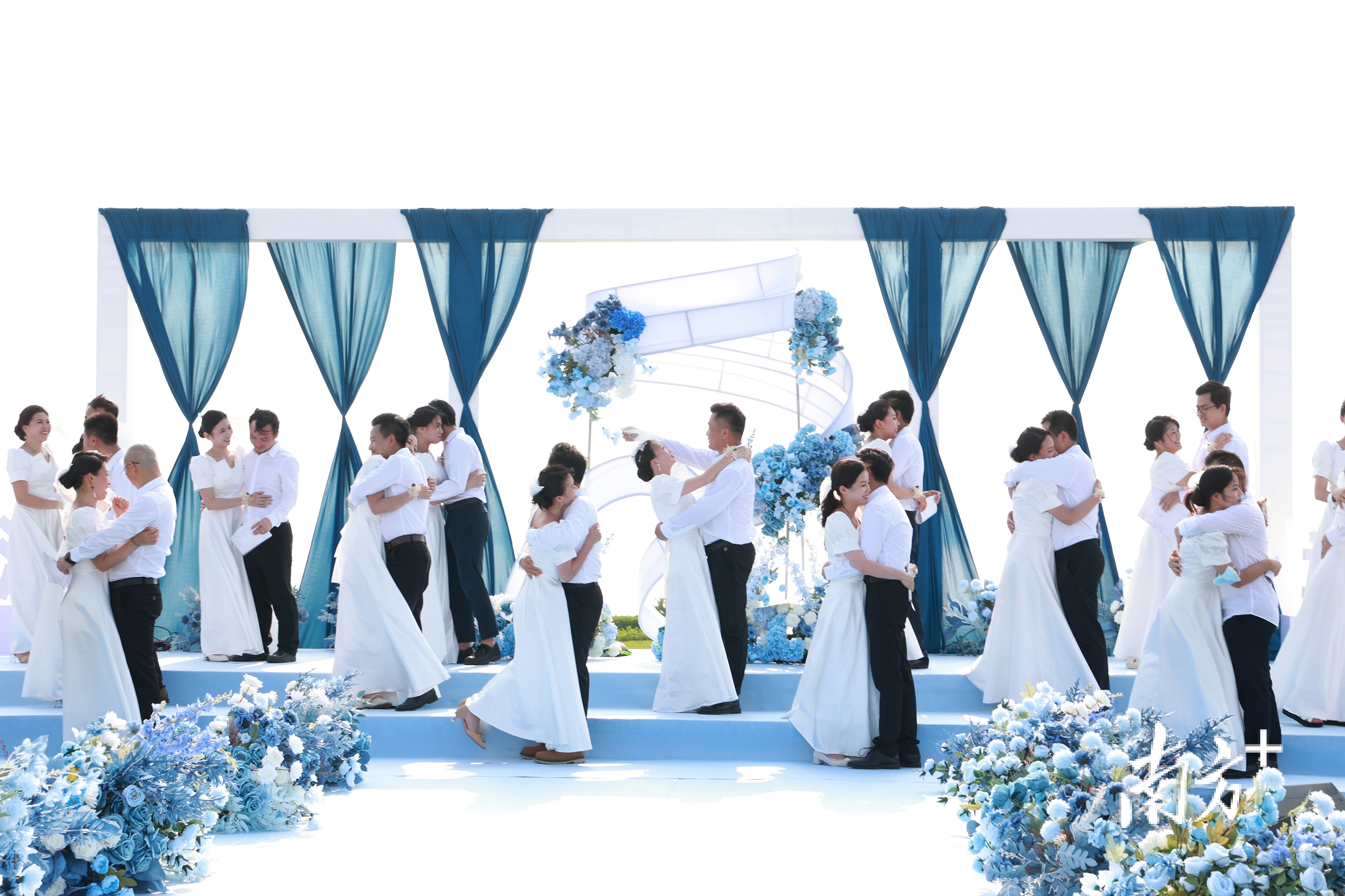 "今天我要嫁给你啦!"滨海湾海边婚礼给你专属浪漫