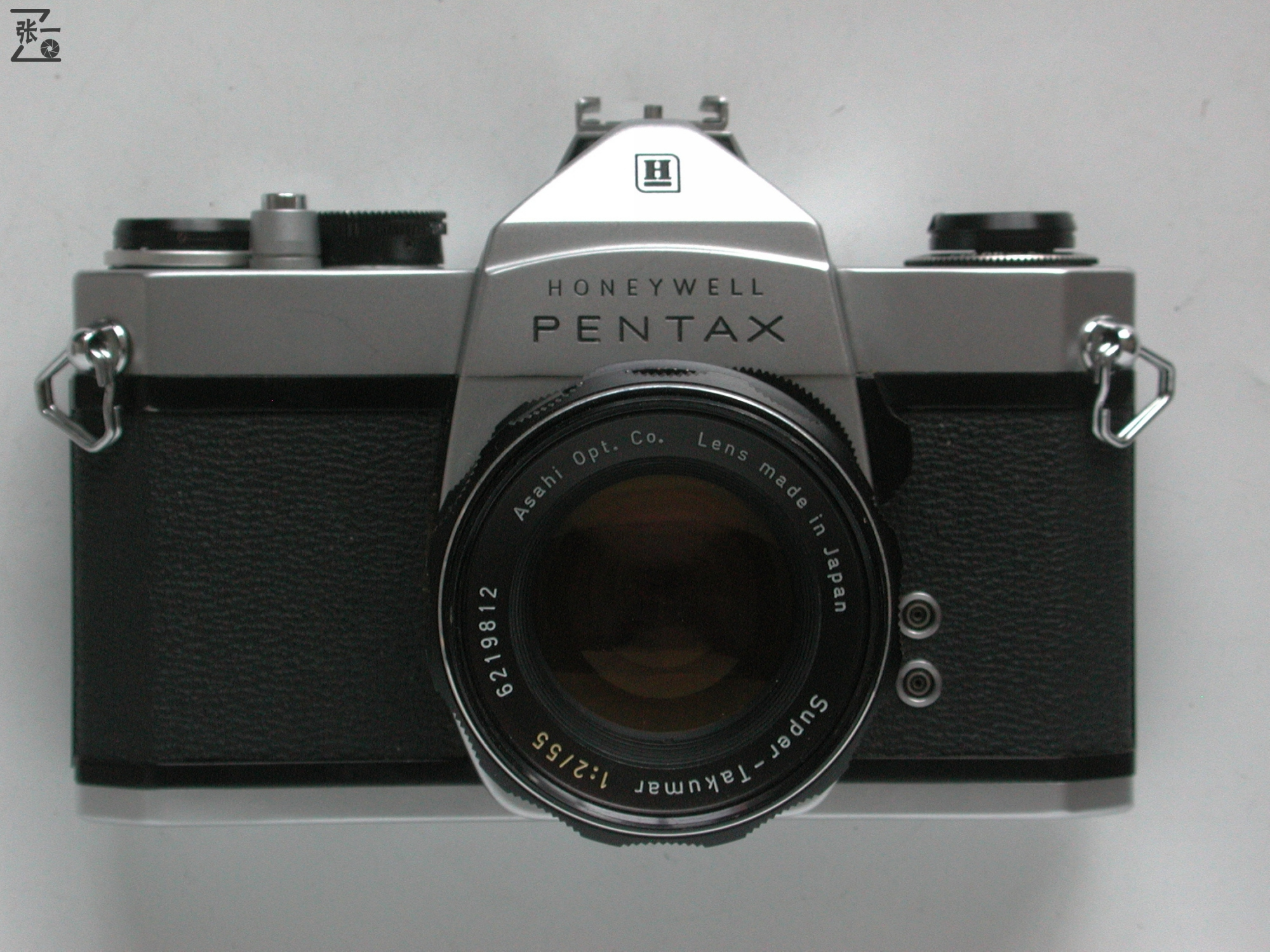 因为性能不达标而产生的型号:海鸥df-103单反照相机!中国制造!