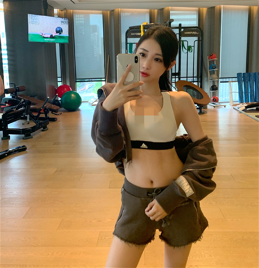 潘玮柏结婚了!女友比他小14岁,嫩妹嫁老男已成业界标配?