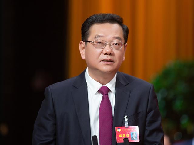 扬州市政协九届二次会议隆重开幕