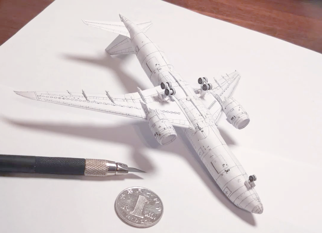 惊爆!有人竟用a4复印纸制作出波音787客机模型