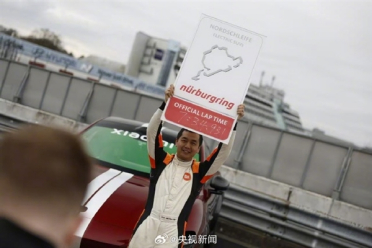 YU7 GT刷新纽北SUV纪录 央视点赞小米：中国人中国车全方位胜利