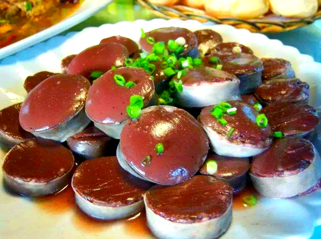 满族美食全览:从羊肉到甜点的美味盛宴