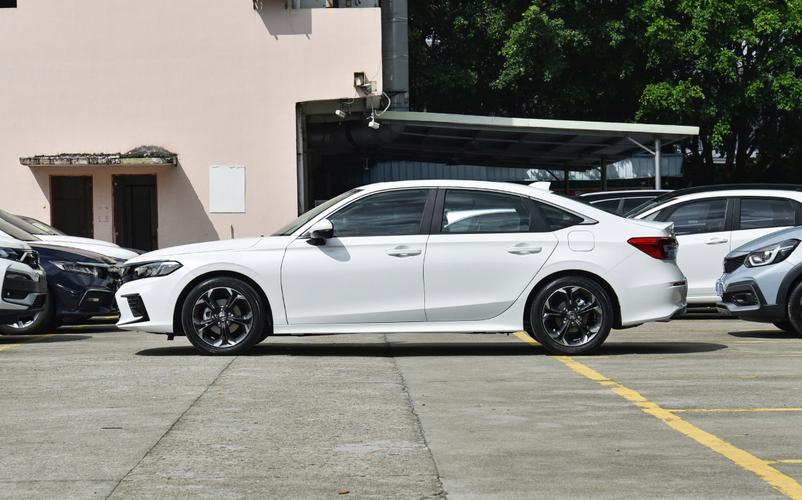 轩逸,卡罗拉,思域的刹车距离各是多少?