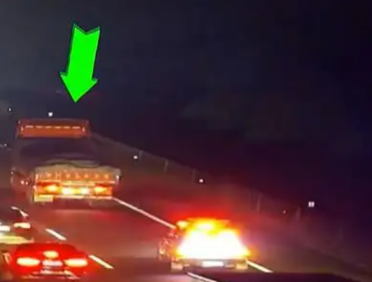 货车司机为提神喝白酒 在高速上频繁变道！被查获后还拒不承认酒驾