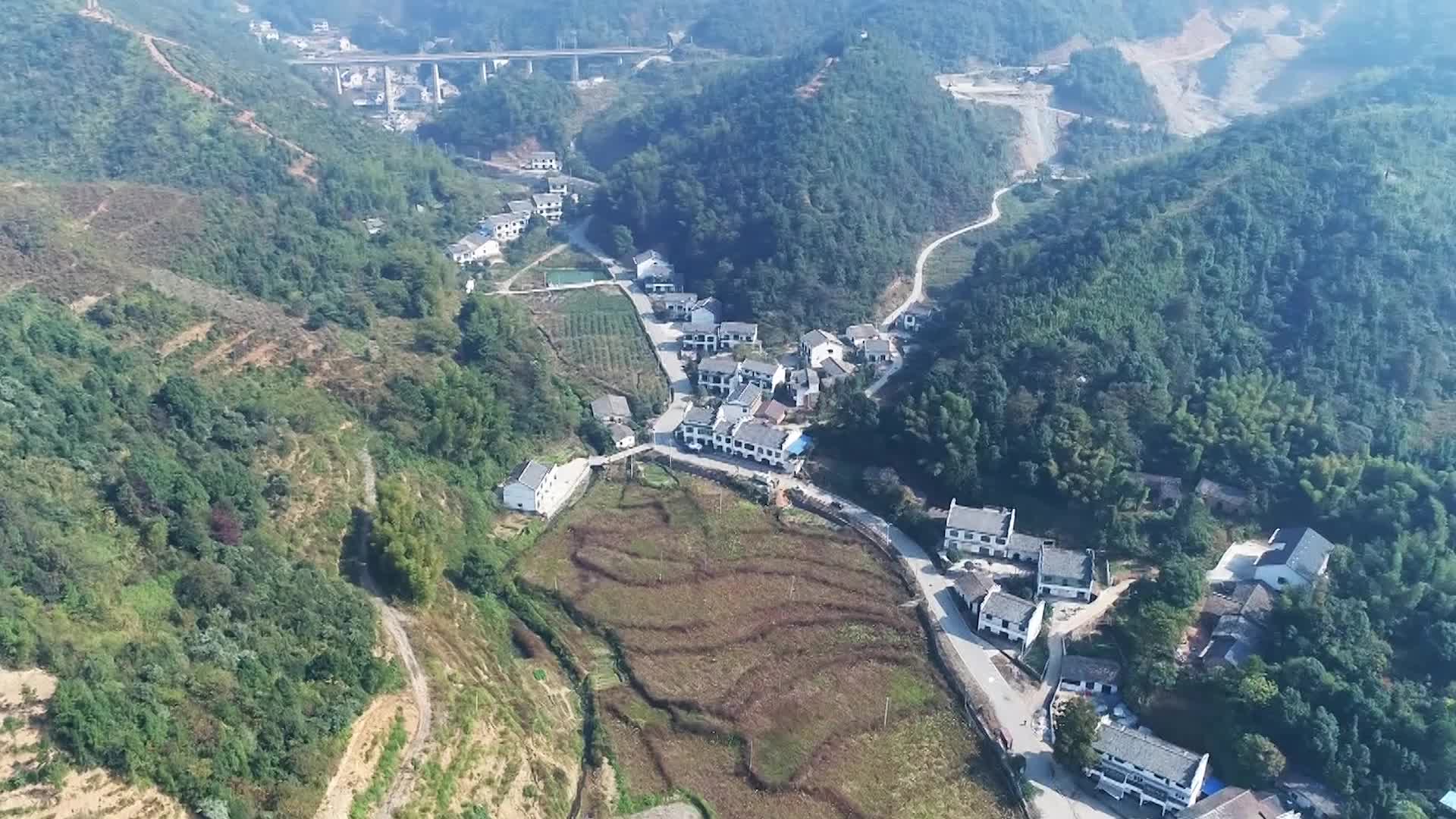 楓林鎮楓情萬種的文旅特色小鎮