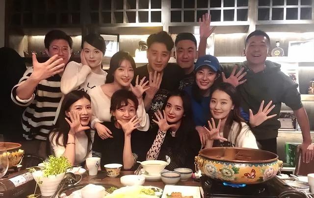 王鸥前未婚夫是杨幂大学同学,两人终于等来了"现世报"!