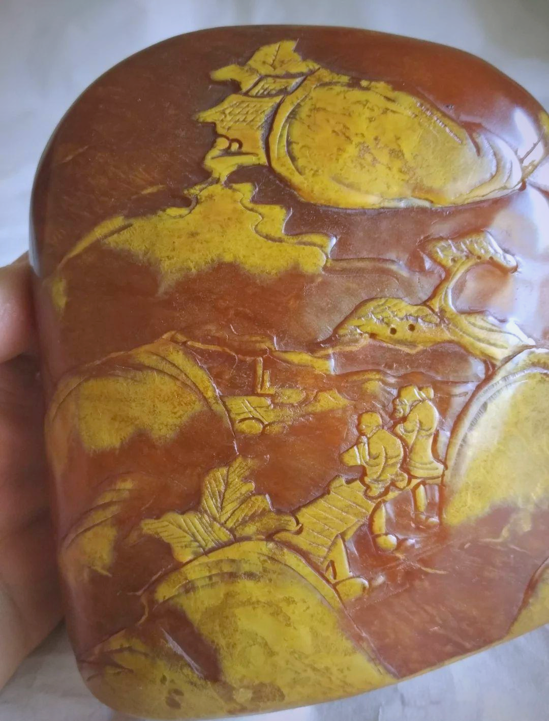 田黄石鉴定的关键特征及不可或缺的识别条件