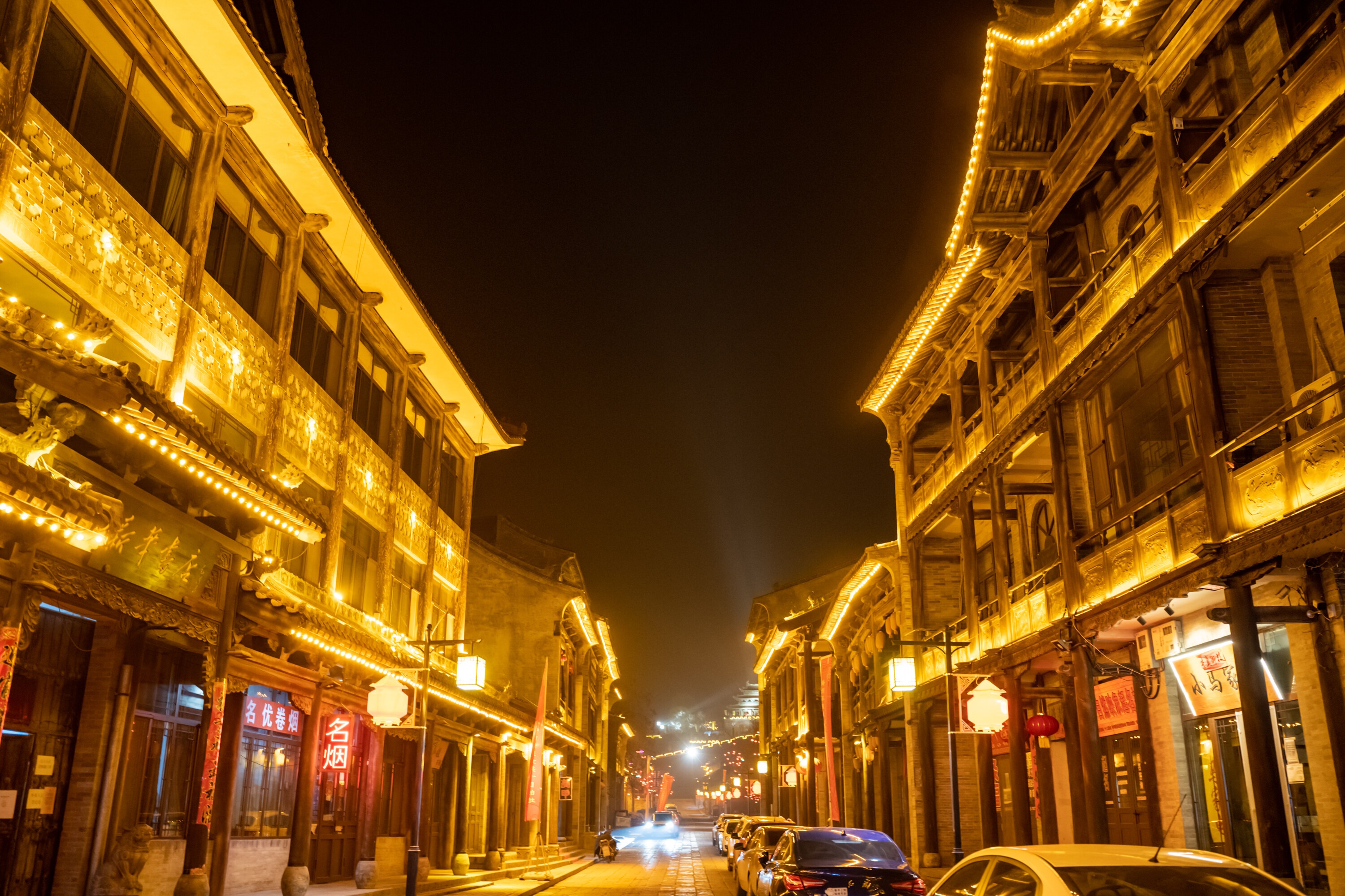 新绛夜景美如画 灯光璀璨过新年